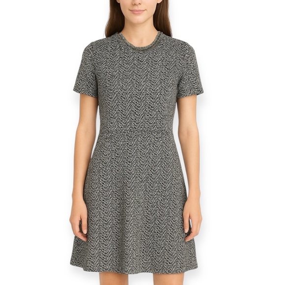 NWT Katherine Barclay Montréal Sweater Dress Size 8 Black & White - Picture 1 of 9